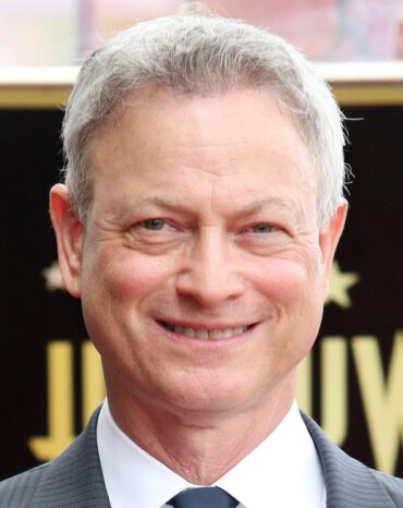 TODAY'S CELEBRITY BIRTHDAY...GARY SINISE - J&M Promotions