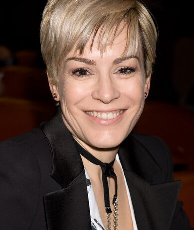 CELEBRITY BIRTHDAY TODAY...ALEXIA