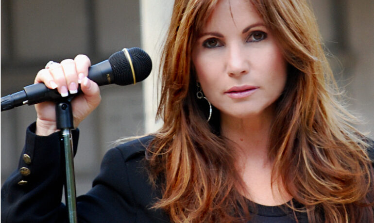 CELEBRITY BIRTHDAY TODAY... ROBIN BECK