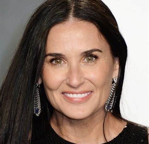 TODAY'S CELEBRITY BIRTHDAY... DEMI MOORE