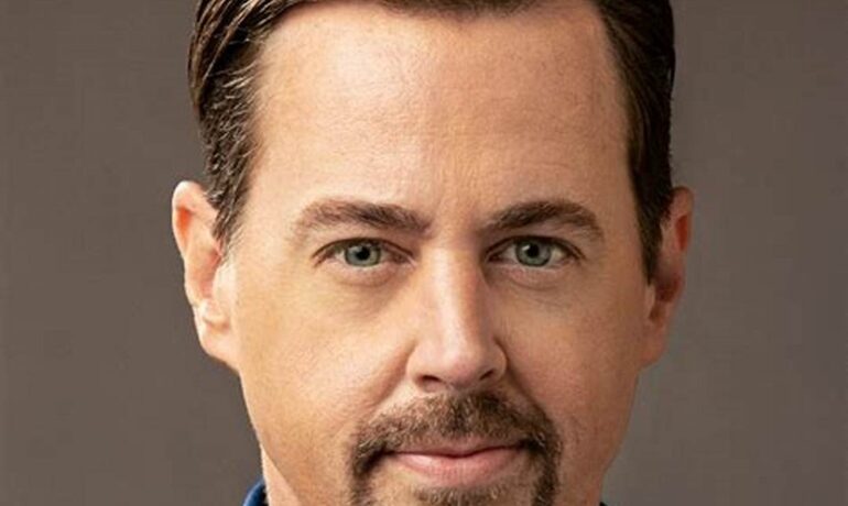 CELEBRITY BIRTHDAY TODAY... SEAN MURRAY